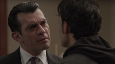 C--19 Manchaste el nombre de la familia